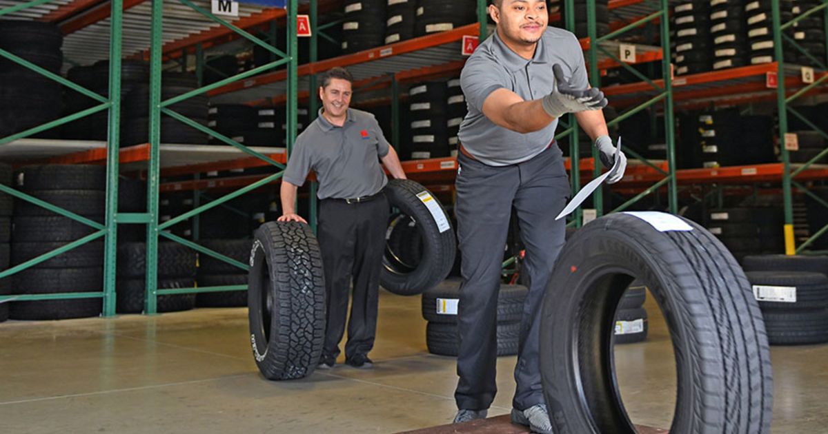 TireHub opens distribution center in South Carolina; donates tires to local Habitat for Humanity